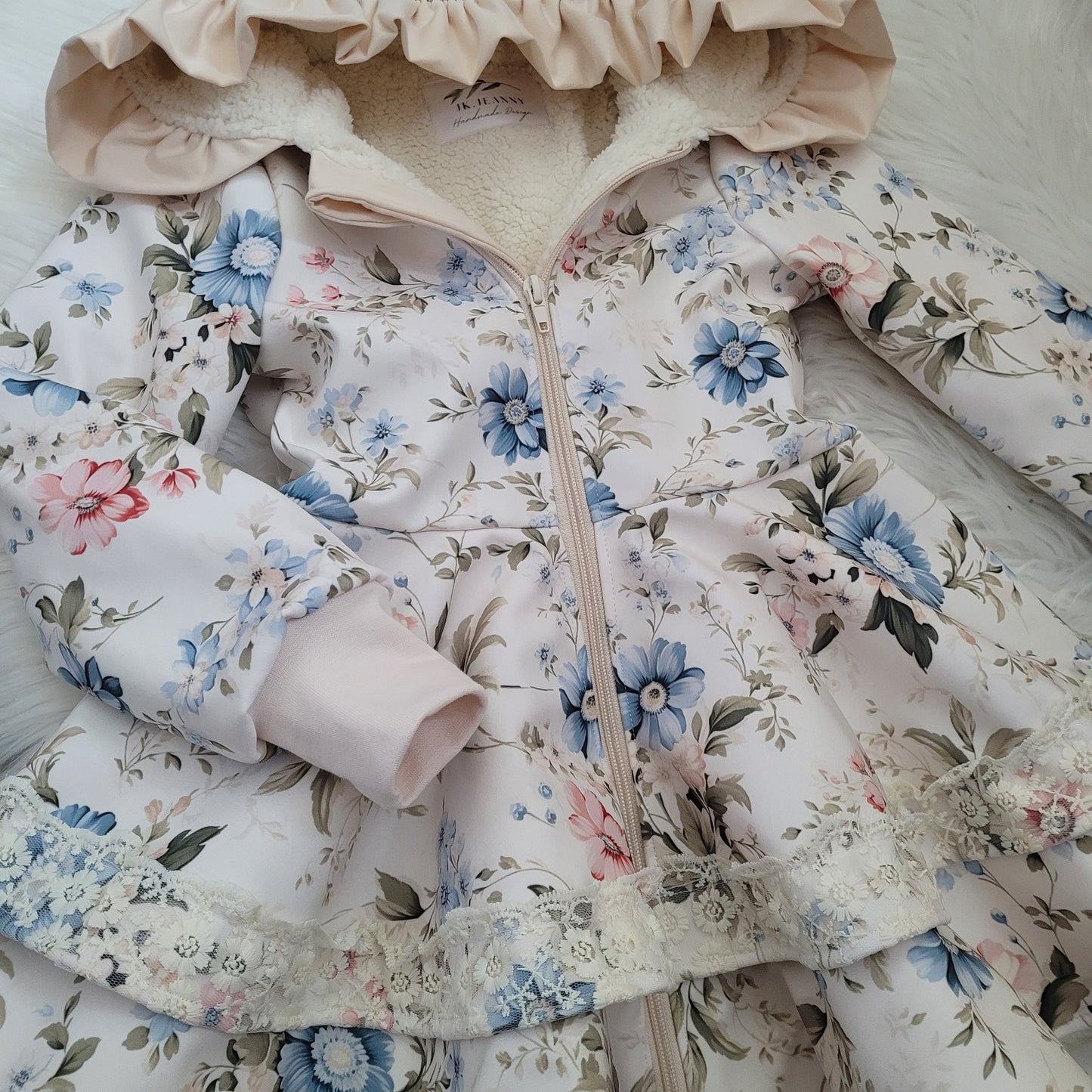 Softshell Signorina mit Details