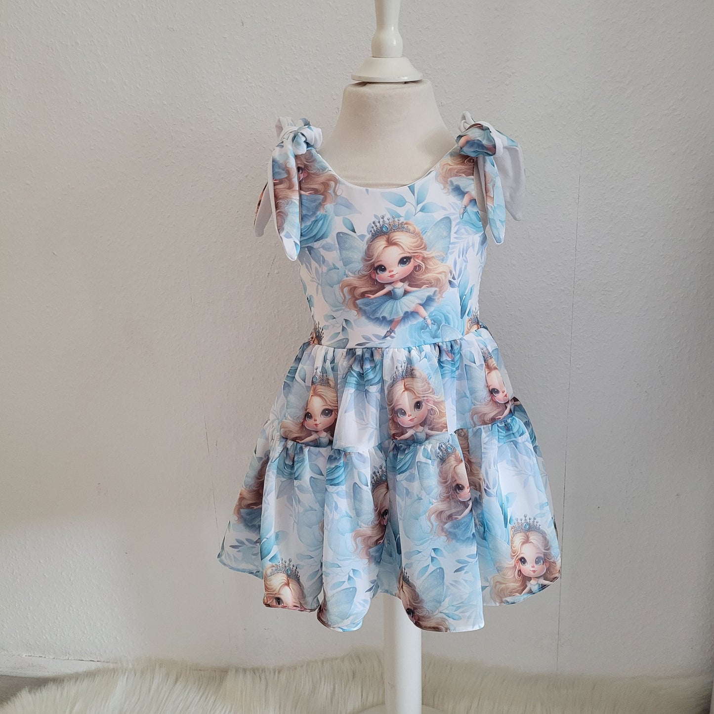 Juniper mit Tüll Überzogen