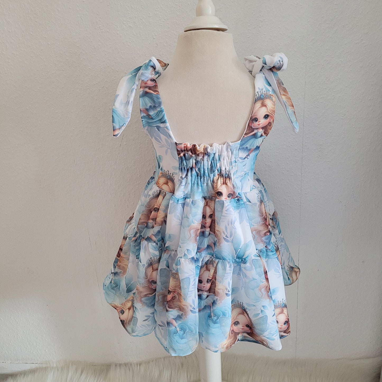 Juniper mit Tüll Überzogen