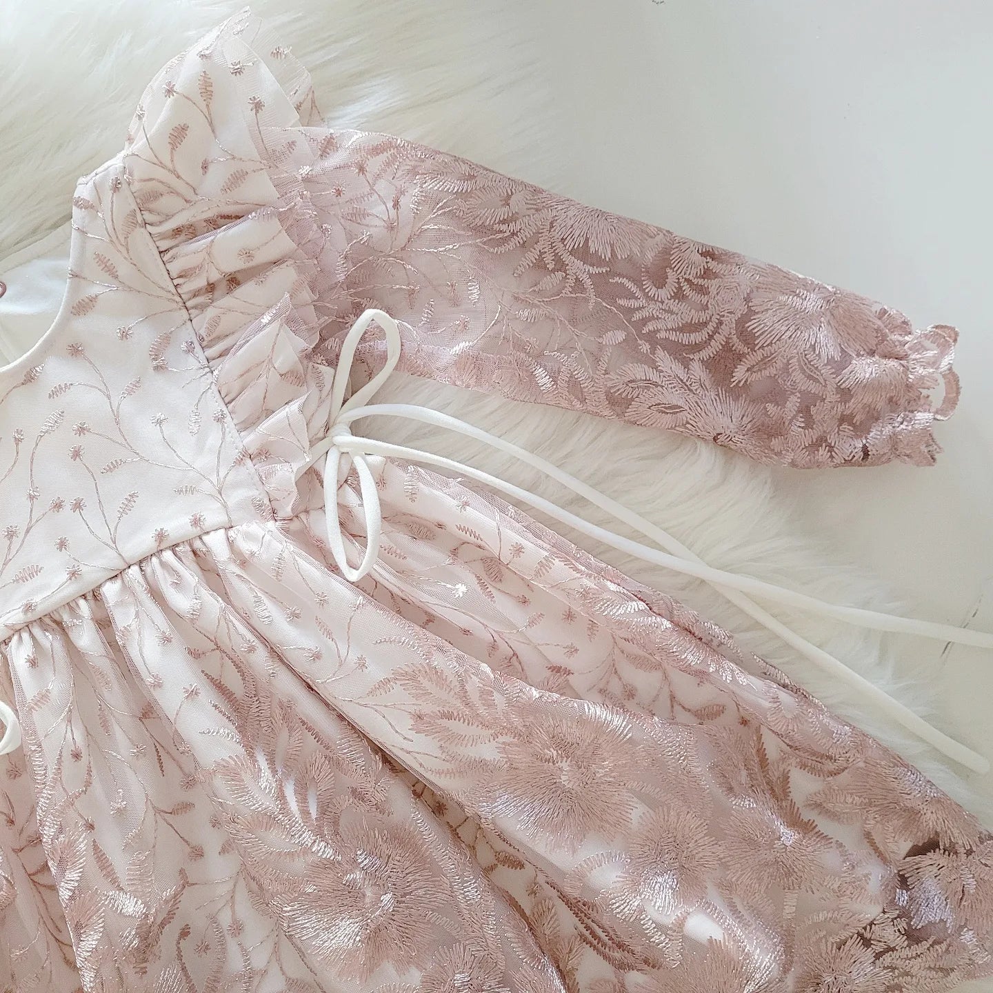 Tüll Rüschenkleid