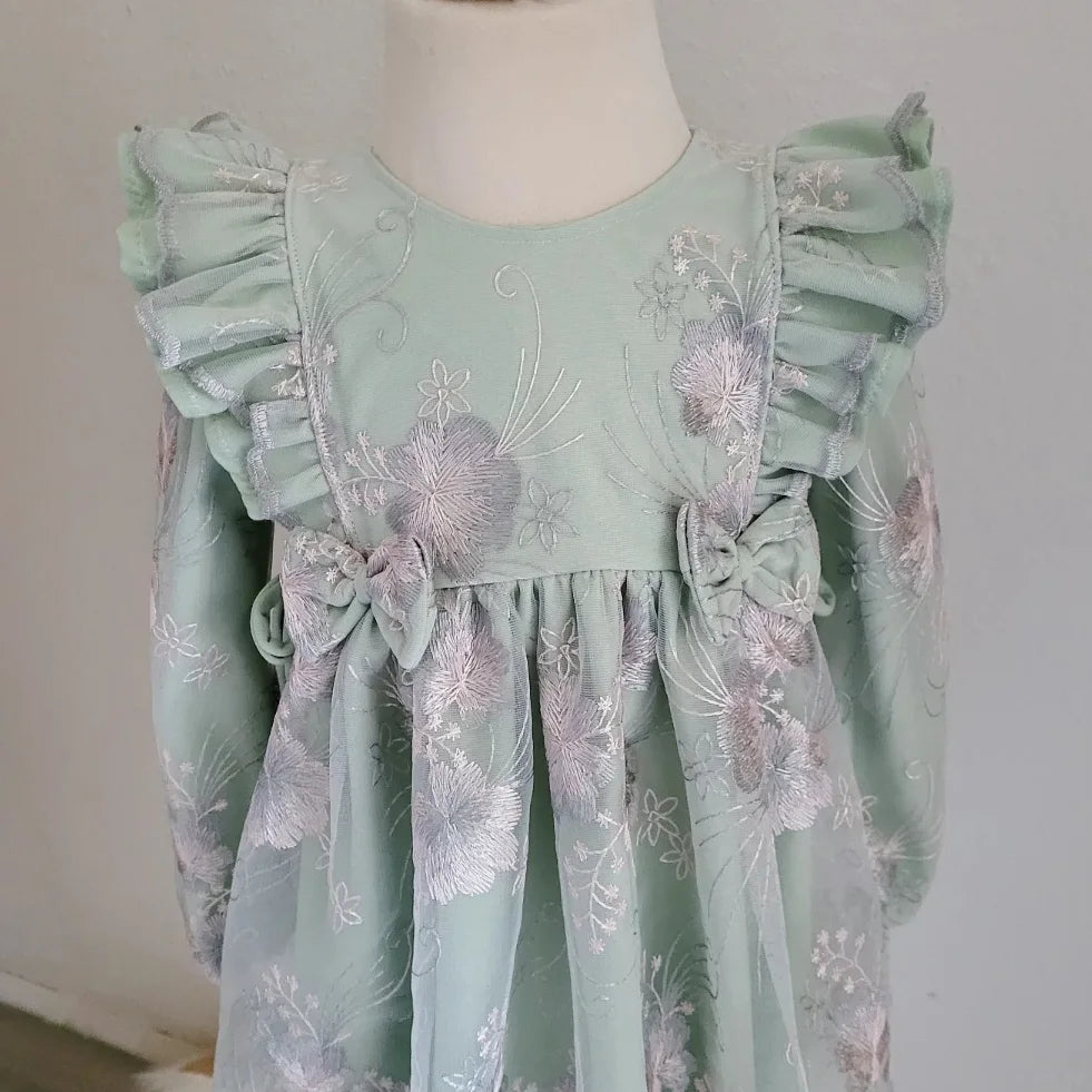 Tüll Rüschenkleid