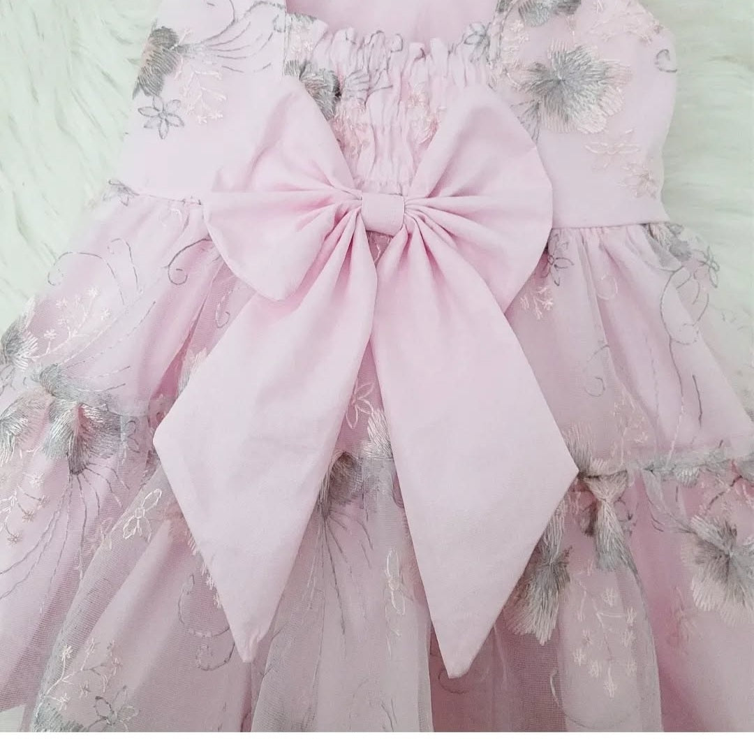 Juniper mit Tüll Überzogen