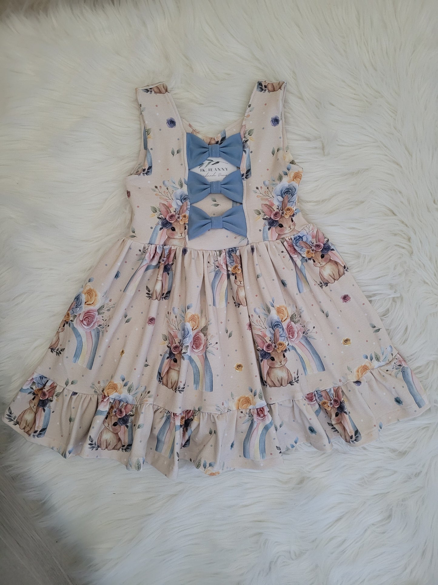 Aria bow dress