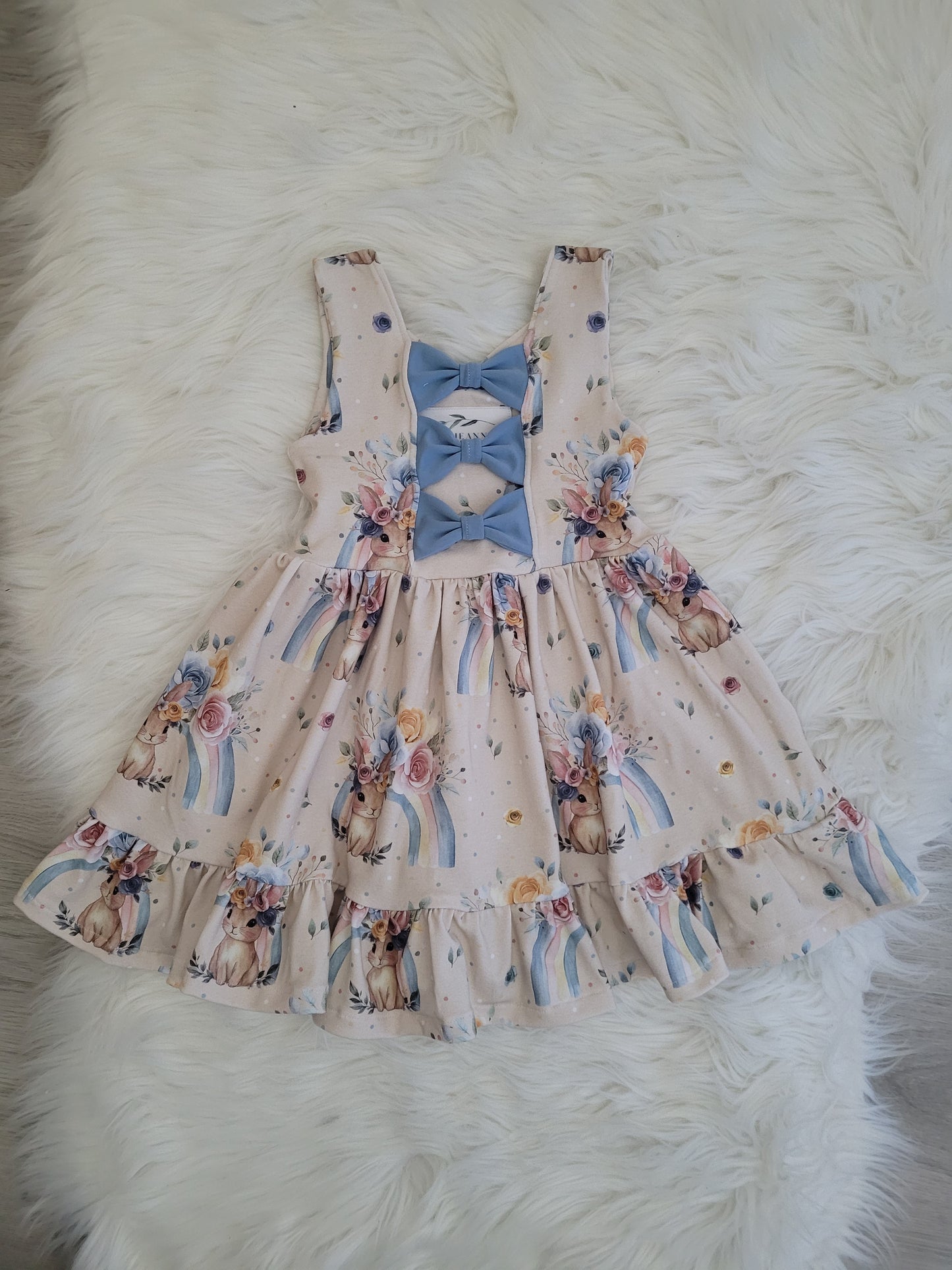Aria bow dress