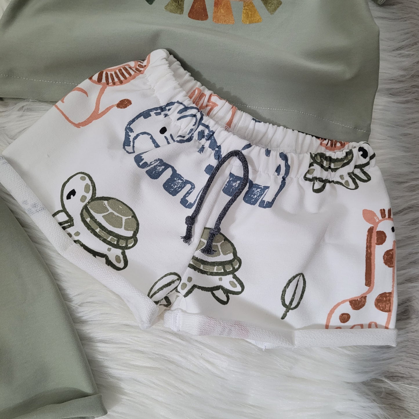Shirt & shorts set gr 68