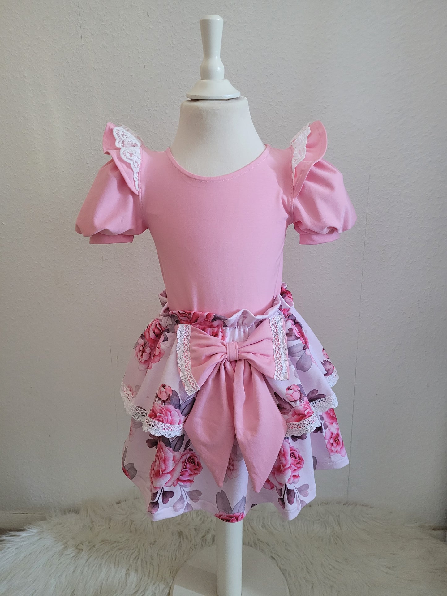 Rock & Shirt Set mit 8€ Rabatt