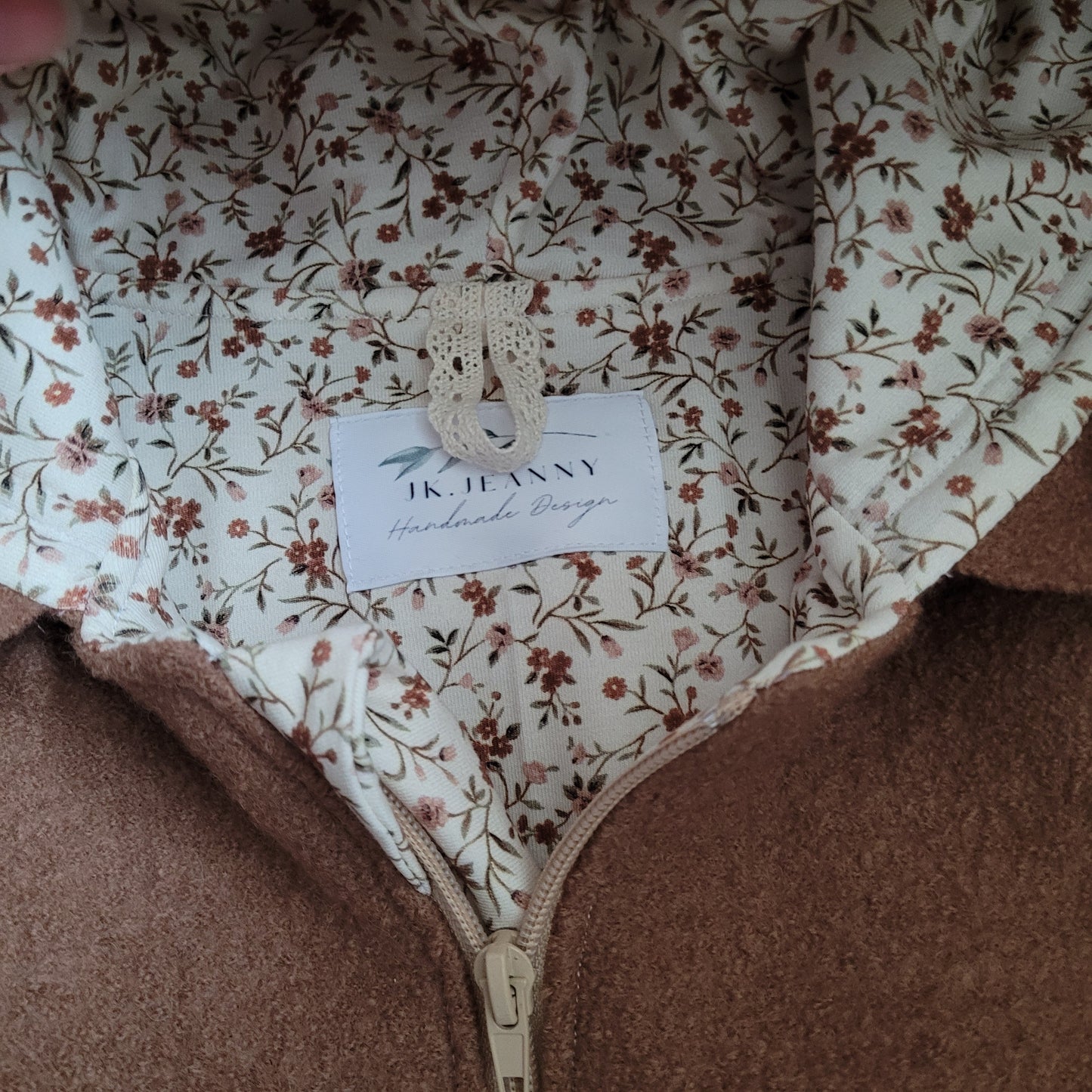 Signorina mit einen Rock