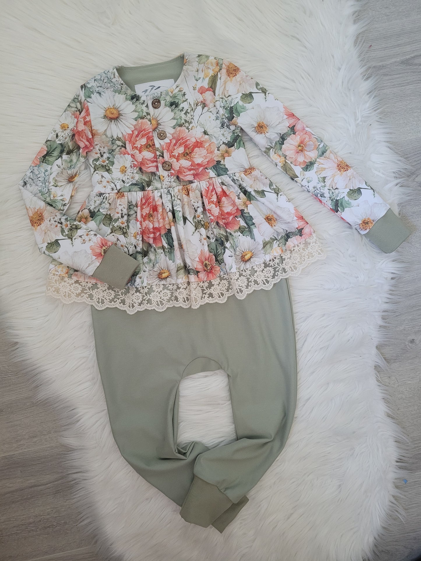 Pippa Romper