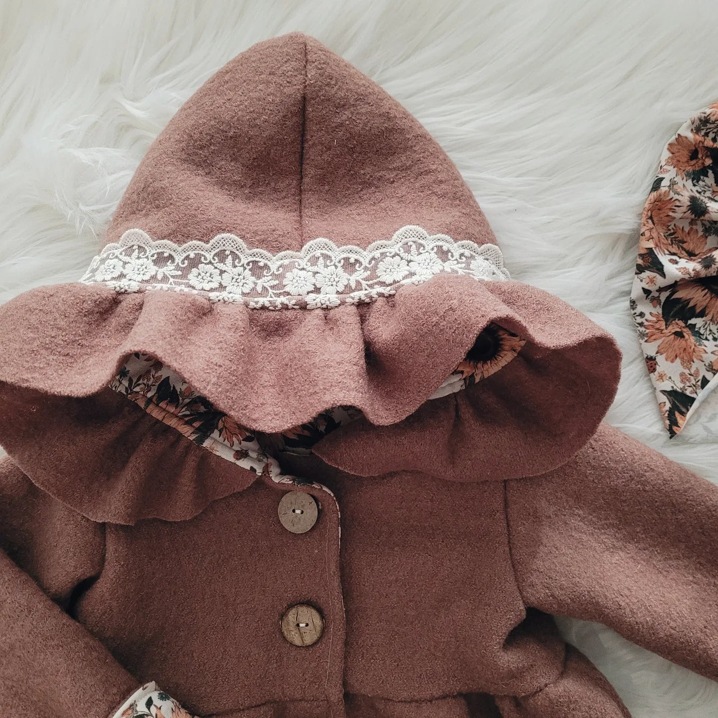 Cardigan + Bärchen Mütze o. Turban zum halben Preis