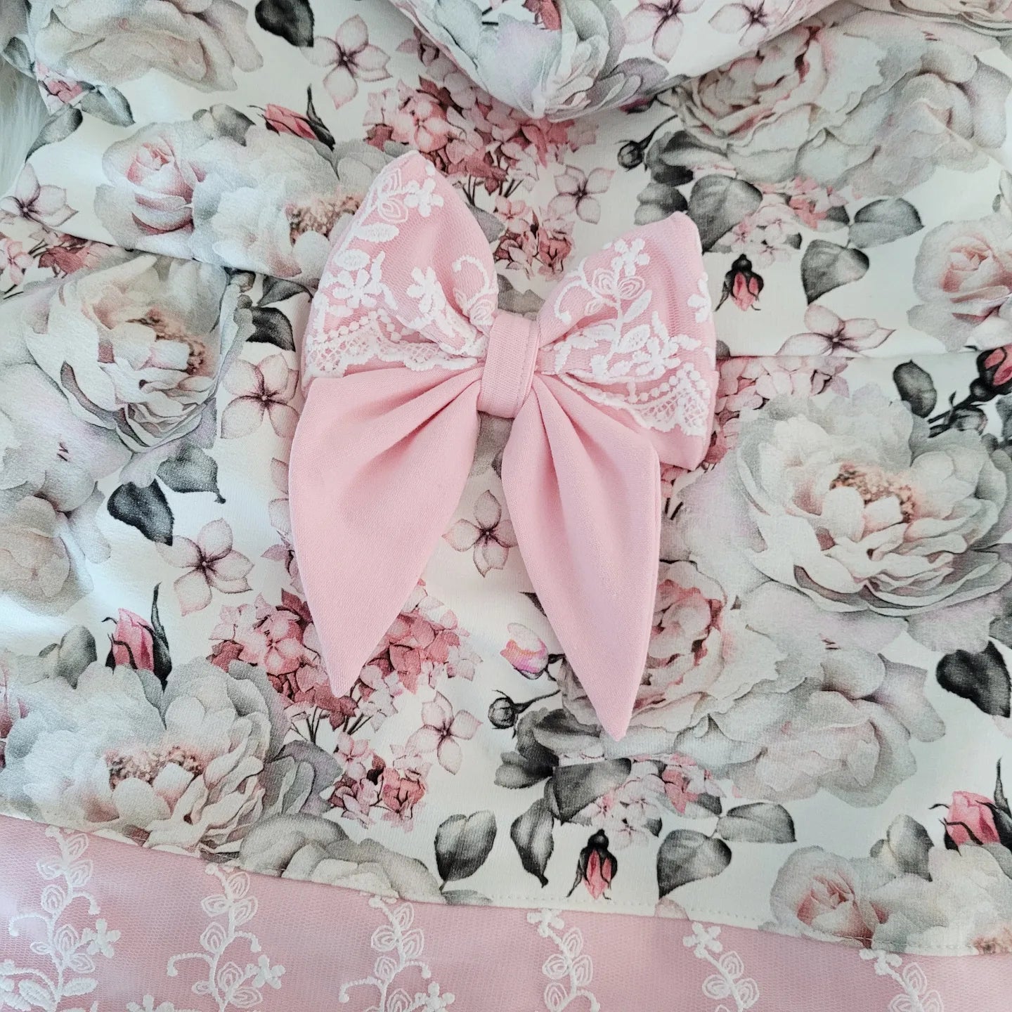 Cardigan mit allen Details