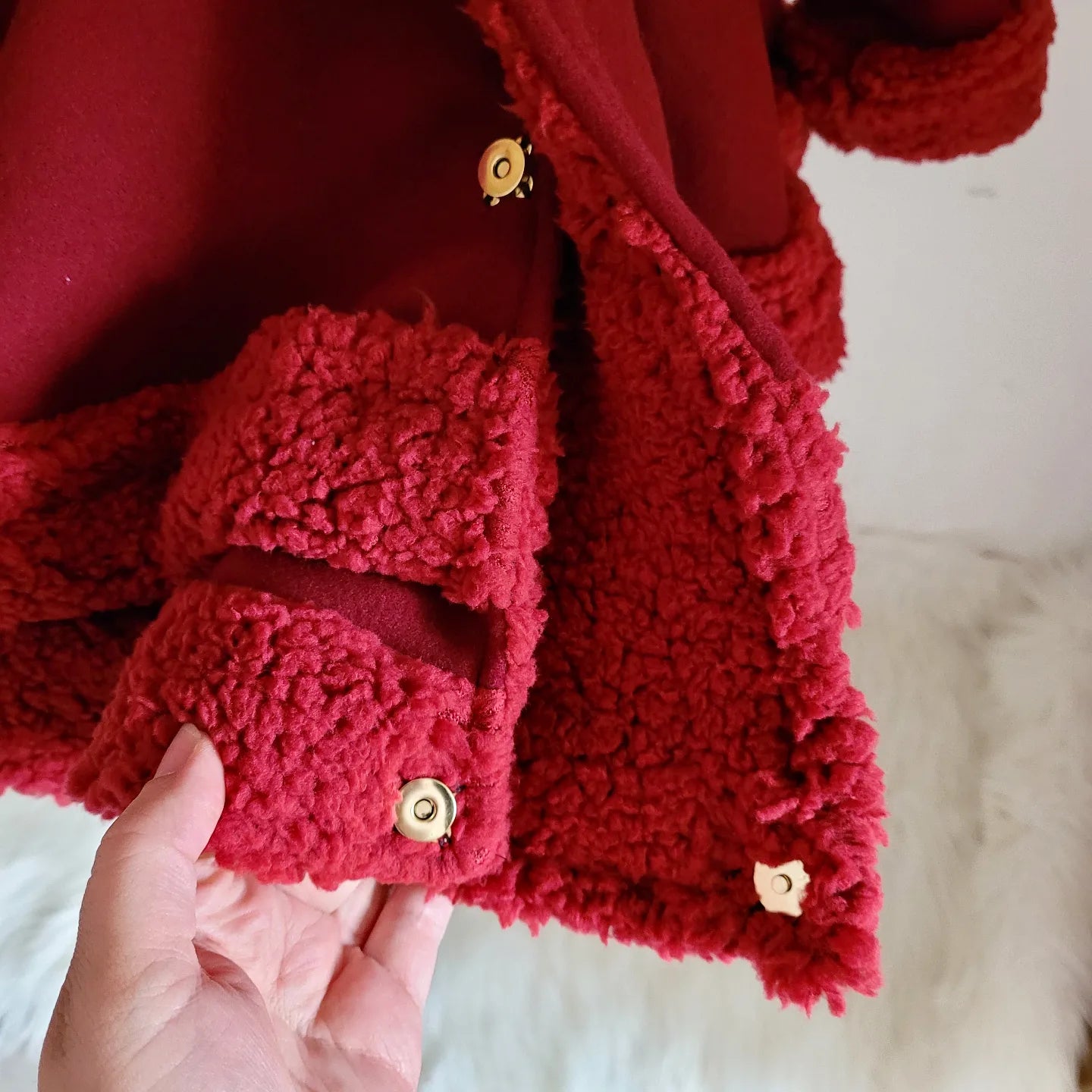 Signorina mit Plüsch Details