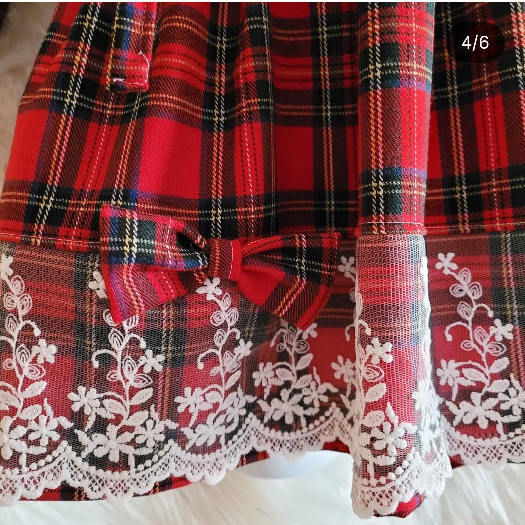 Christmas Rüschenkleid mit Spitze