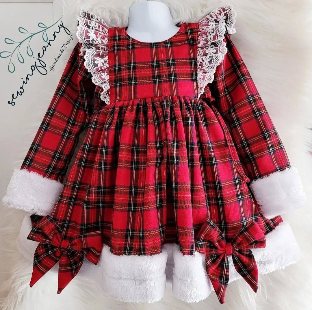 Christmas Rüschenkleid mit Plüsch