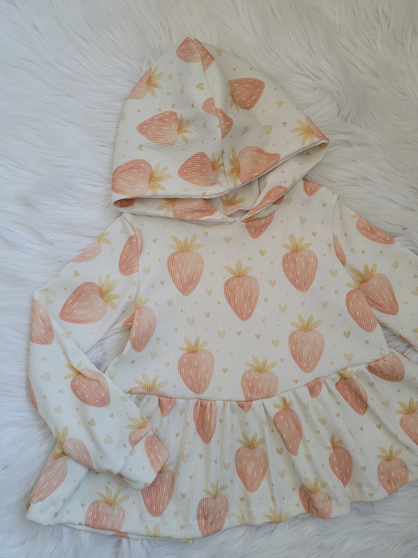 Flouncy hoodie 86