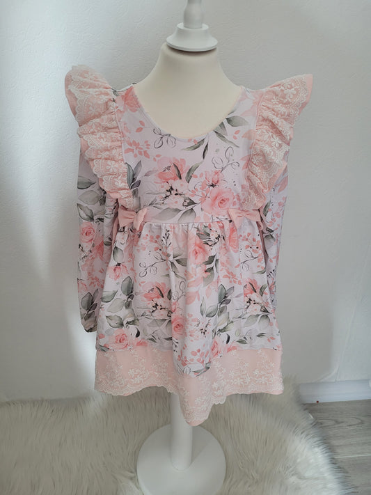 Rüschenkleid gr 122