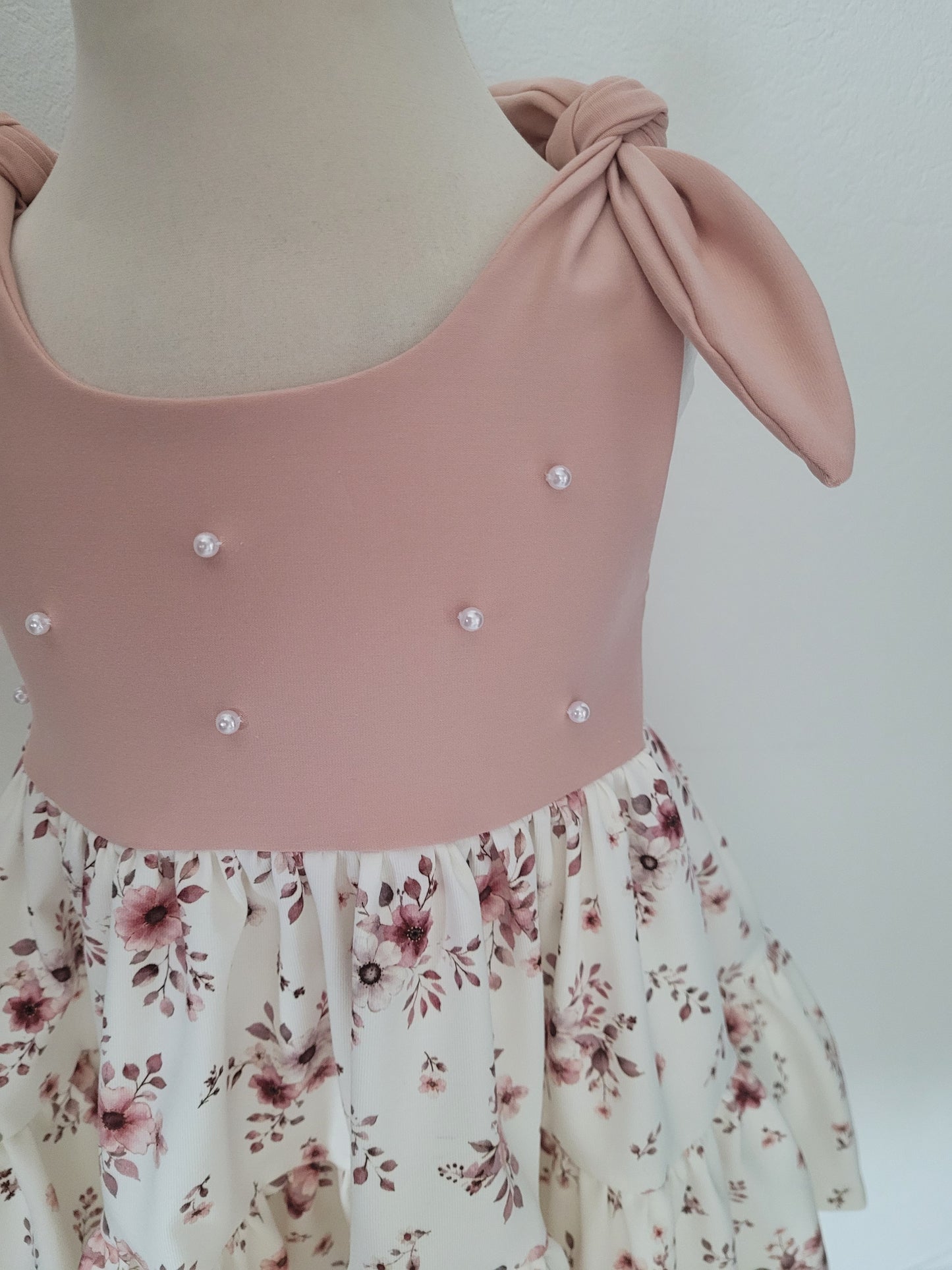 Bella top 104