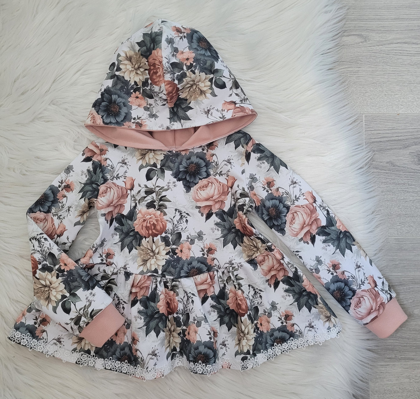 Dainty Sweater 86