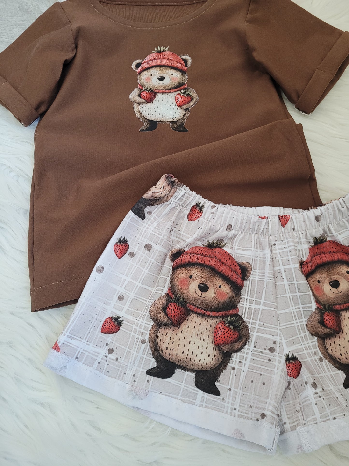Shirt & shorts gr 92