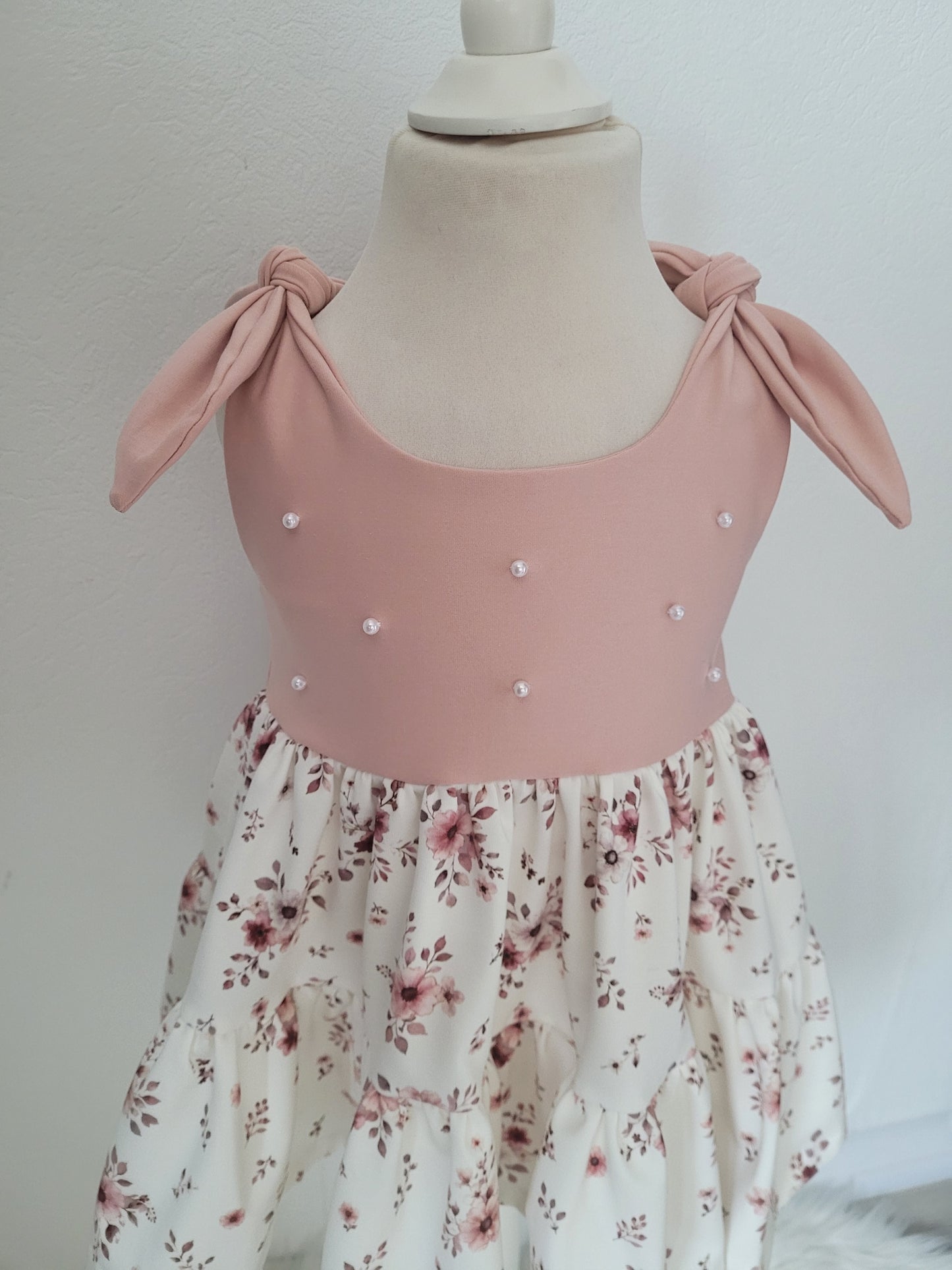 Bella top 104